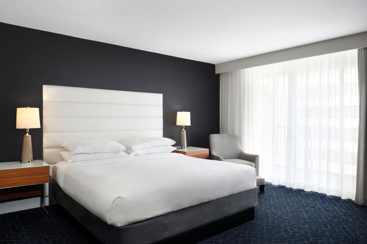 Hotel Tampa Riverwalk Bagian luar foto