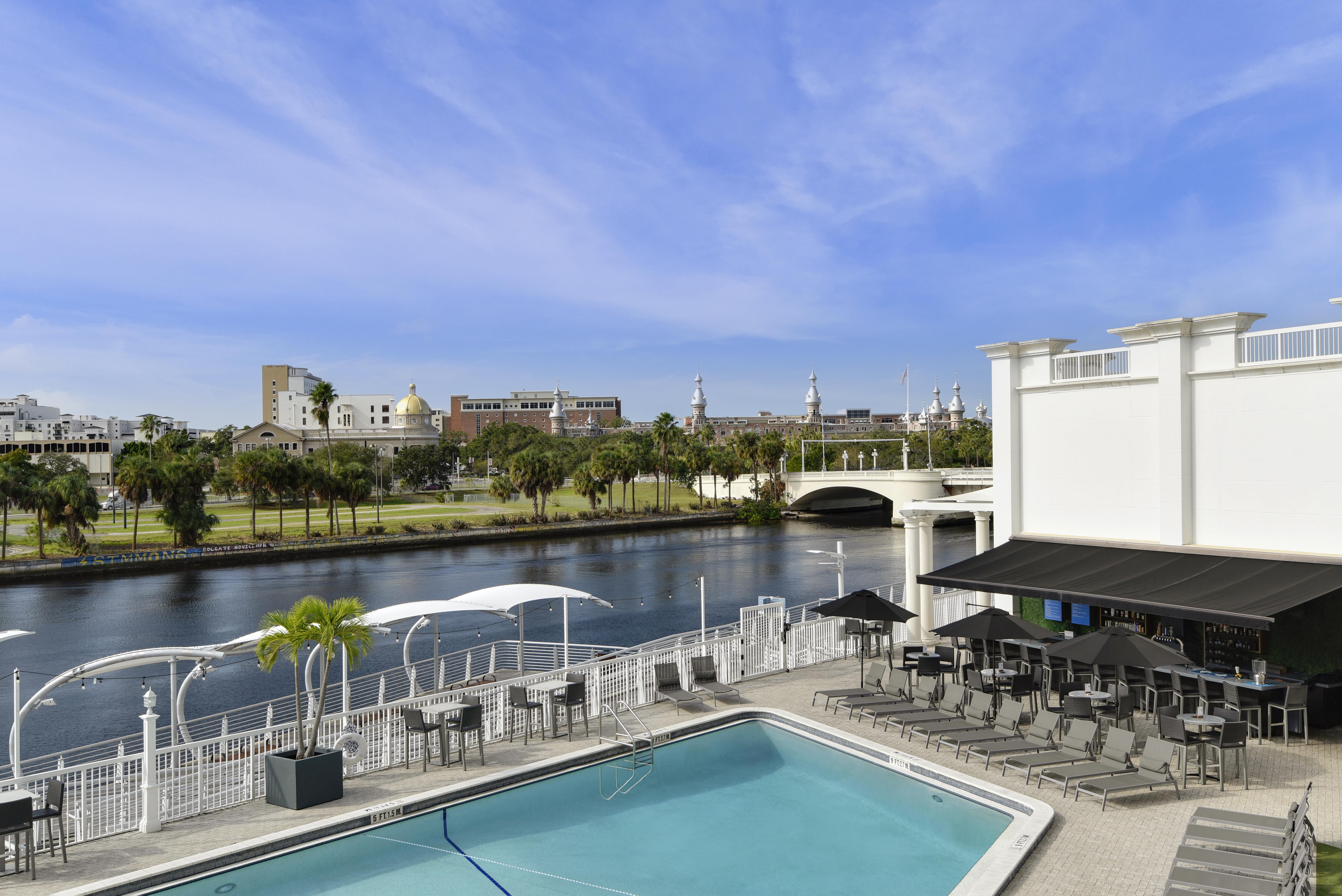 Hotel Tampa Riverwalk Bagian luar foto