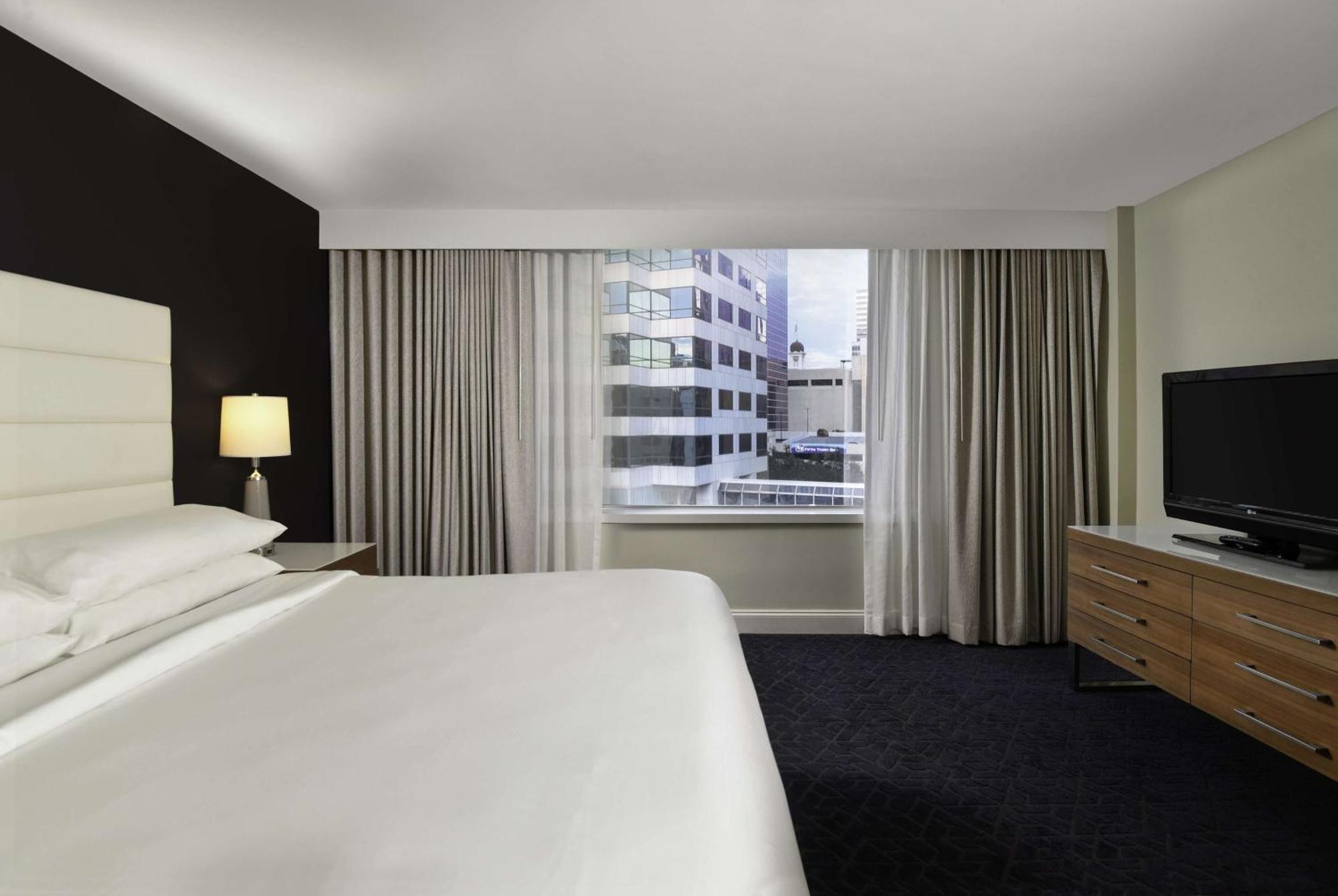 Hotel Tampa Riverwalk Bagian luar foto